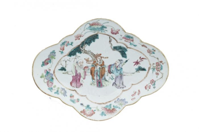 Chinese Shaped-Oval Tray - Decorative Arts