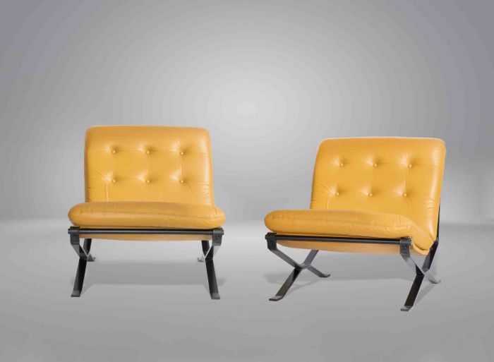 Pair of Lotus Armchair by Ice Parisi