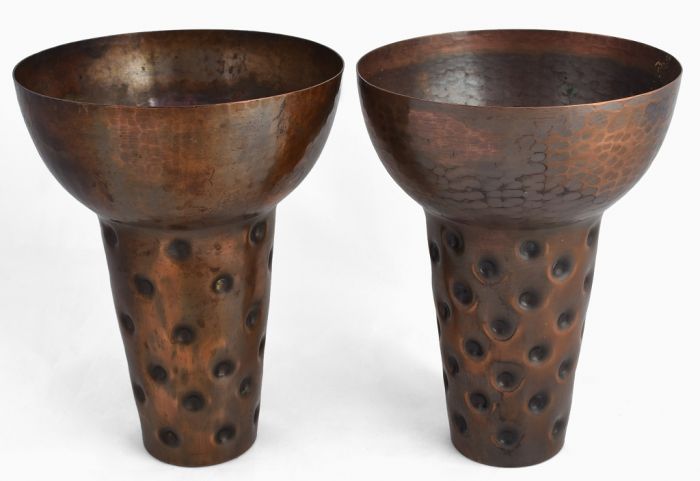 Pair Of Copper Vases - Decorative Objects