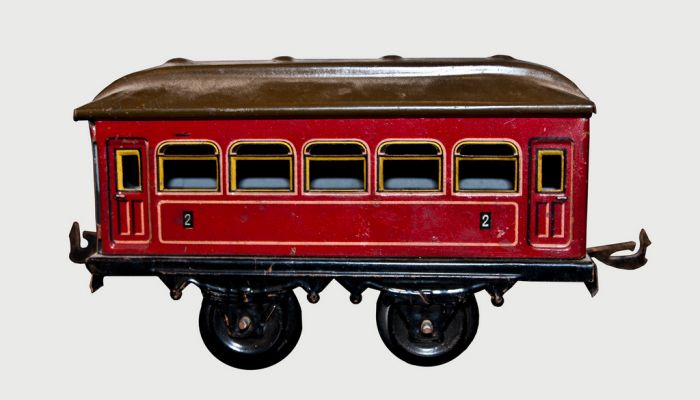 Karl Bub 7 Window Passenger Coach - Decorative Objects