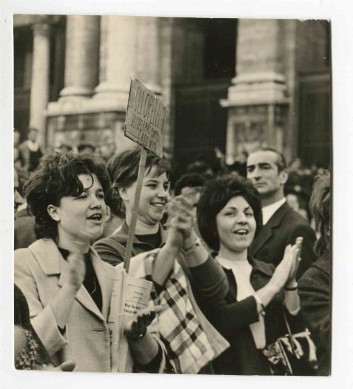 Women Manifest - Historical Photographs About the Feminist Movement