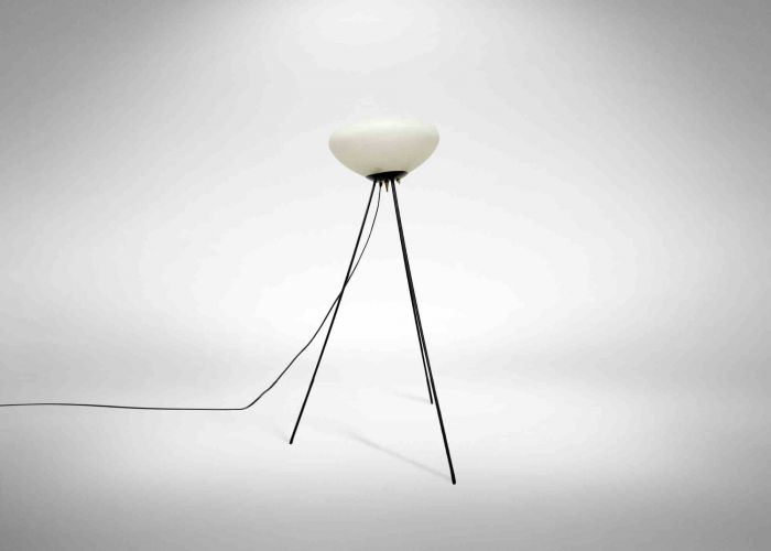 Tripod Stilnovo Lamp - Decorative Object 