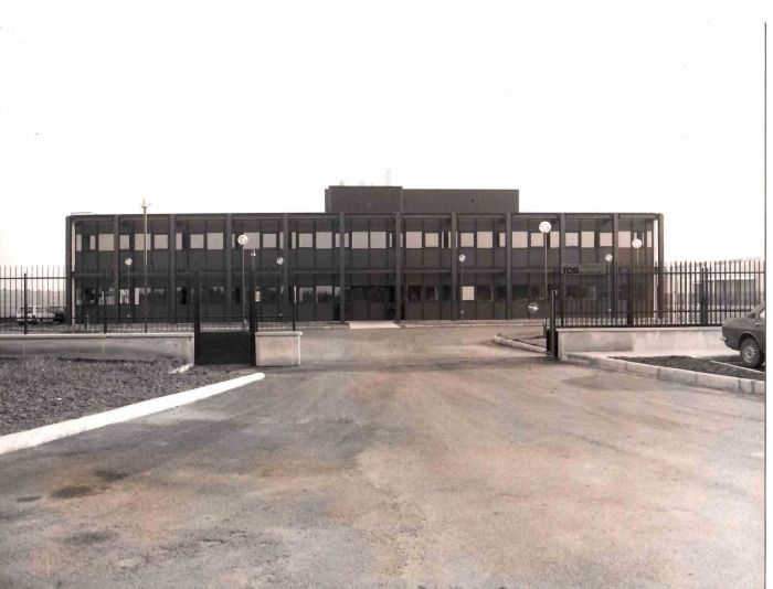 External view of the FOS fibre optic plant