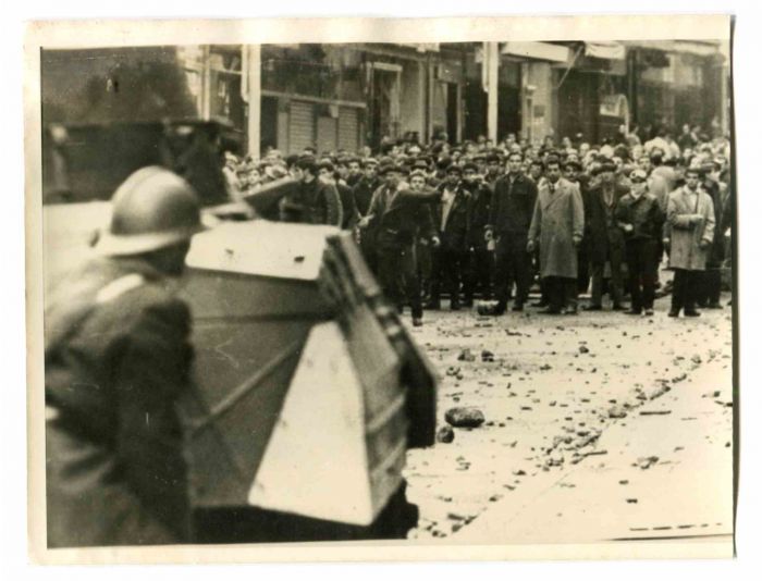 War in Algeria - Historical Photo 