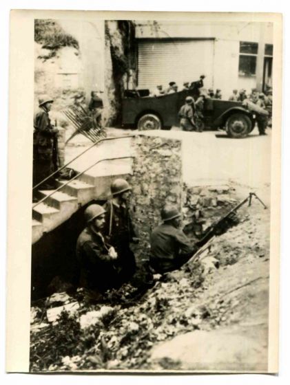 War in Algeria - Historical Photo 