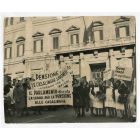 The Protest- Historical Photographs about the Feminist Movement 