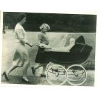 Royal Family- Queen Elizabeth II - Vintage Photograph