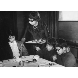Josèphine Baker serves breakfast in Brussels