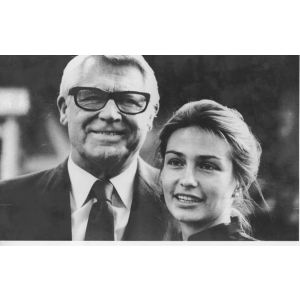 Cary Grant with Barbara Harris