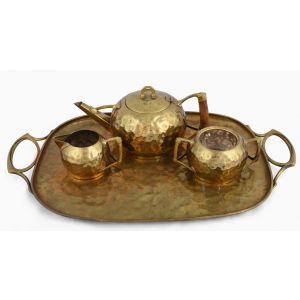 Liberty Centrepiece With Tray - Decorative Objects