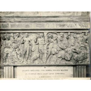 Sarcophagus of Countess Beatrice, Pisa