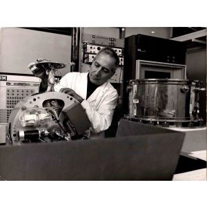 Experiment in the laboratory of physiology in Milan University
