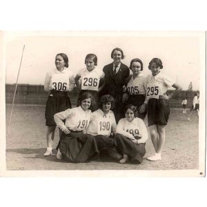 Girls in the Sport Team 
