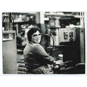 Women at Work - Historical Photographs About Women Rights
