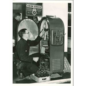 Distributor- American Vintage Photograph
