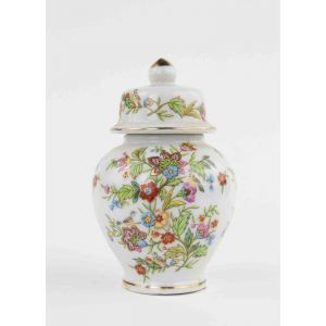 Japanese Kutani vase