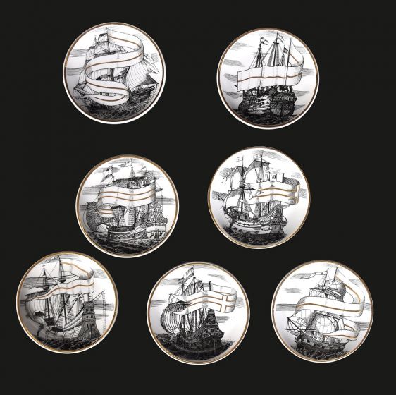 Set Of Six Plates Velieri by Piero Fornasetti - Design And Decorative Objects