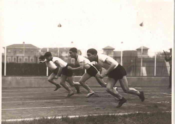 Runners in Competition