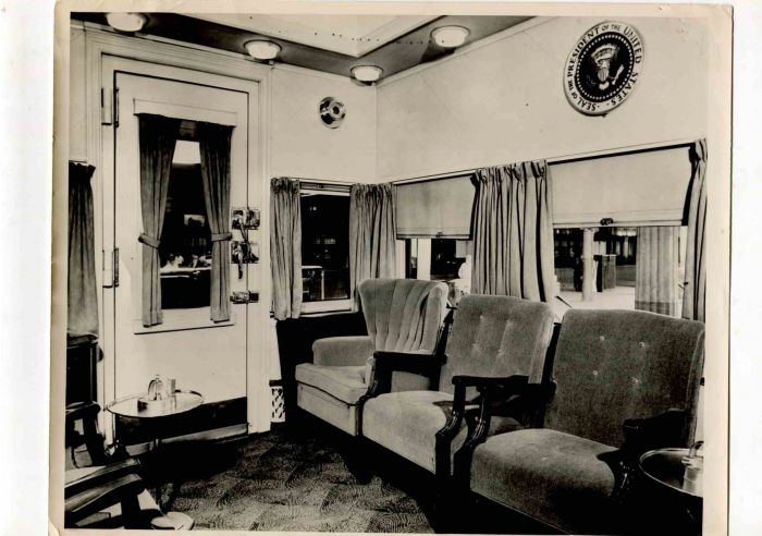 White House on Wheel - American Vintage Photograph