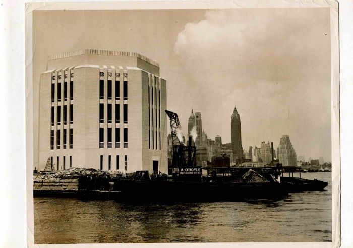 East River - American Vintage Photograph - Original Photographs