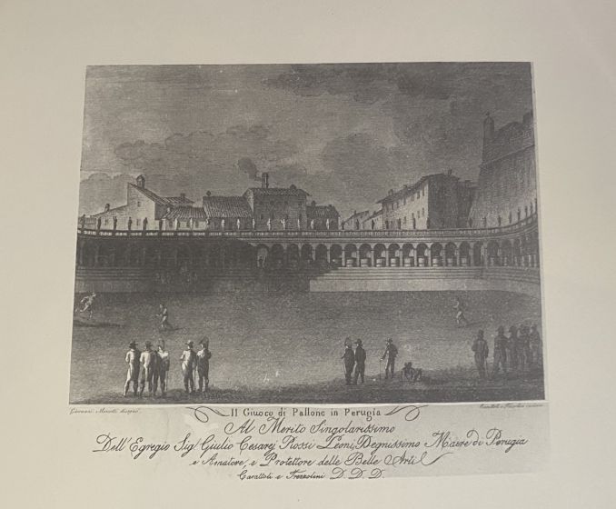 Il Giuoco di Pallone in Perugia is an original drawing in etching technique on paper, realized by Giovanni Monotti and by engravers Carattoli and Frezzolini.