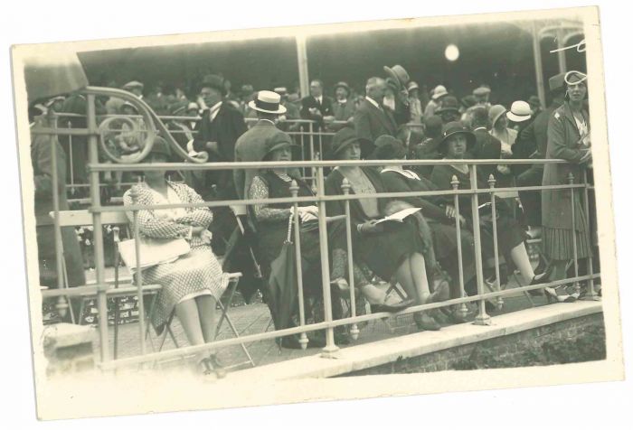Horse Race  - The Old Days