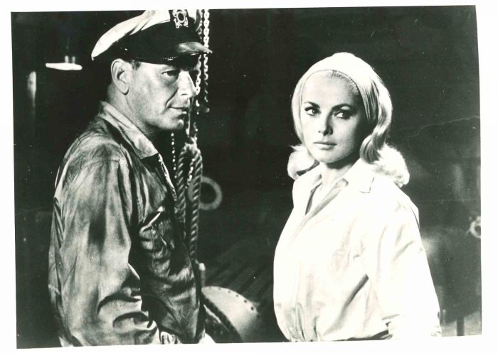 Virna Lisi and Frank Sinatra - Golden Period of Italian Cinema