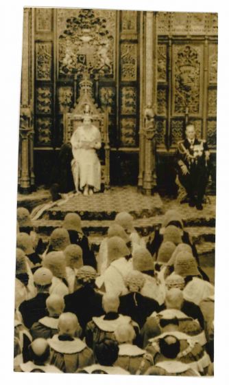 Queen Elizabeth II - Vintage Photograph   -